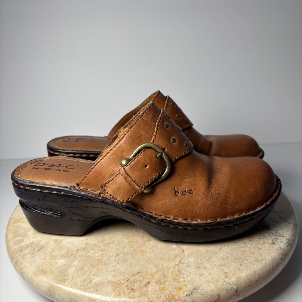 b.o.c. Born Concept Abby Tan Brown Leather Studded Buckle Clog Mules Women 7 Y2K